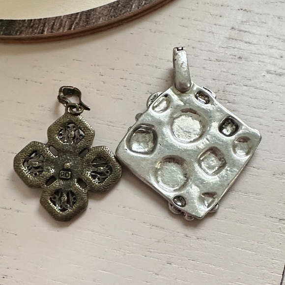 Premier Design Pendants - Picture 2 of 4